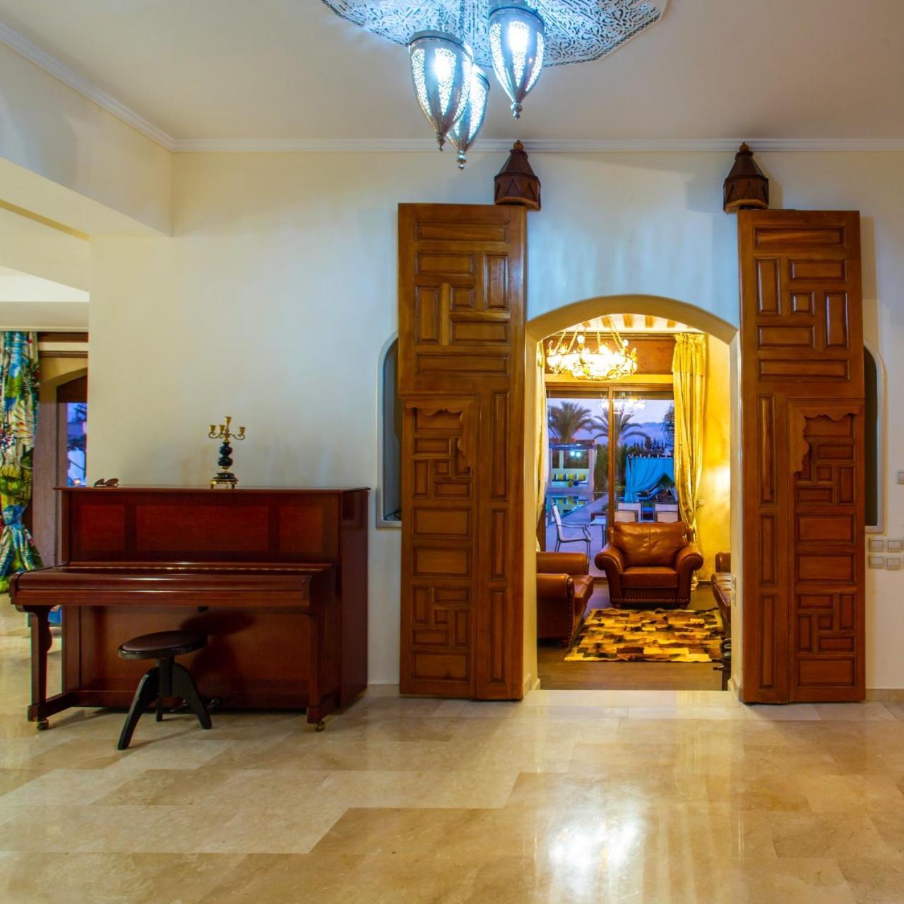 Palais Les Sources De L'Atlas & Spa El Harkat 外观 照片