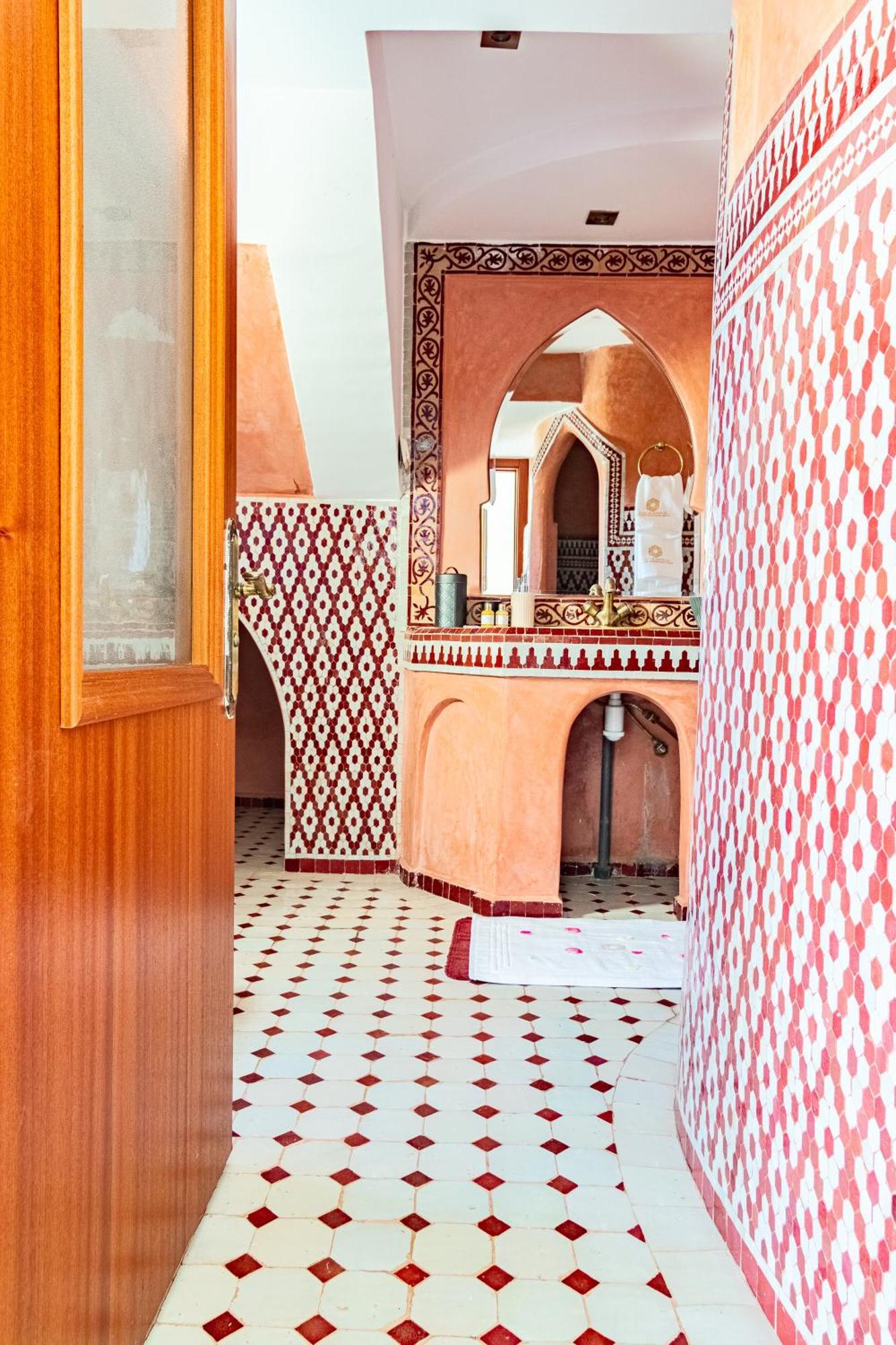 Palais Les Sources De L'Atlas & Spa El Harkat 外观 照片